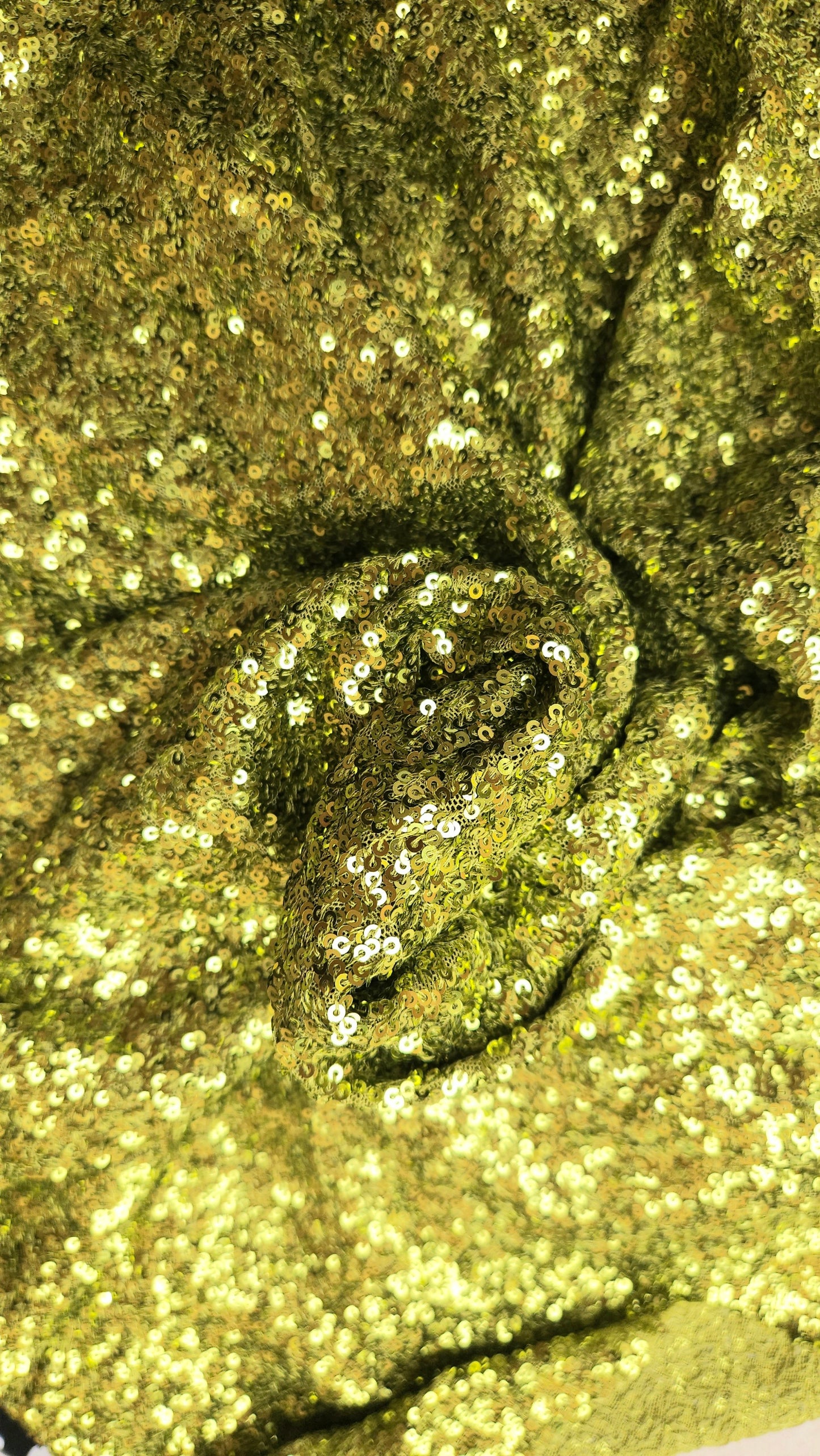 Paillettes base tulle