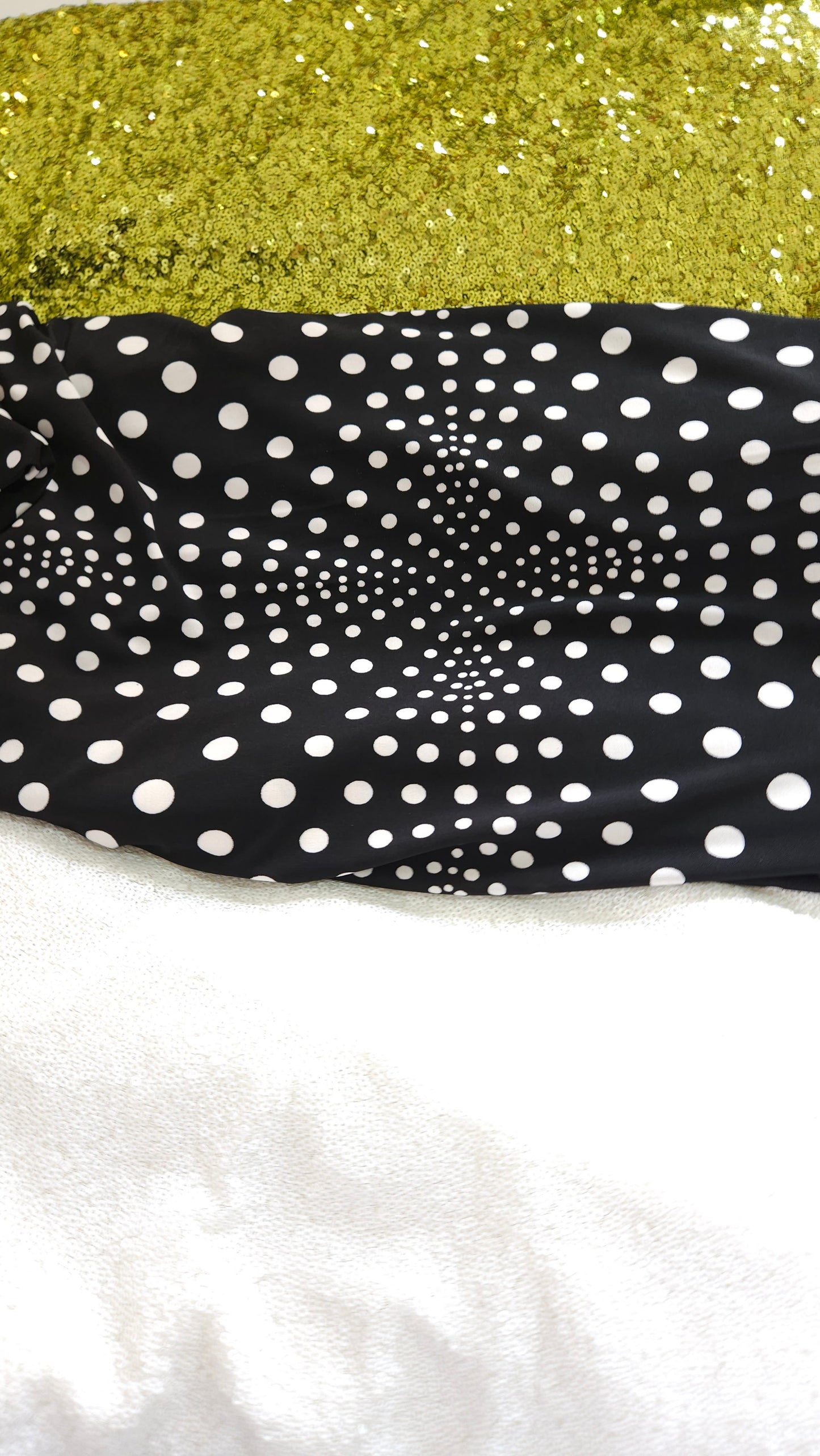 Paillettes base tulle
