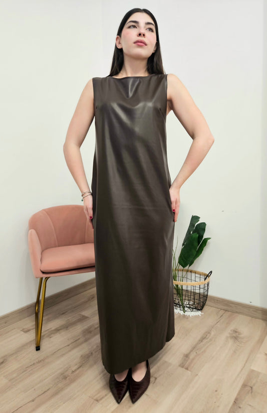 Vestito di simil pelle