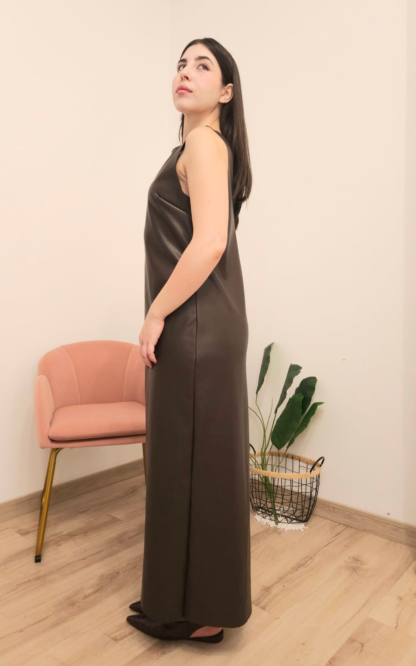 Vestito di simil pelle