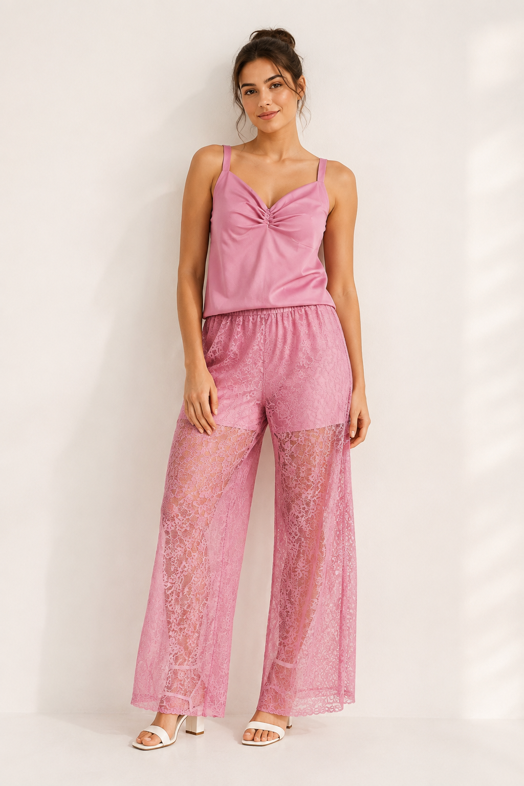 Pantaloni in pizzo