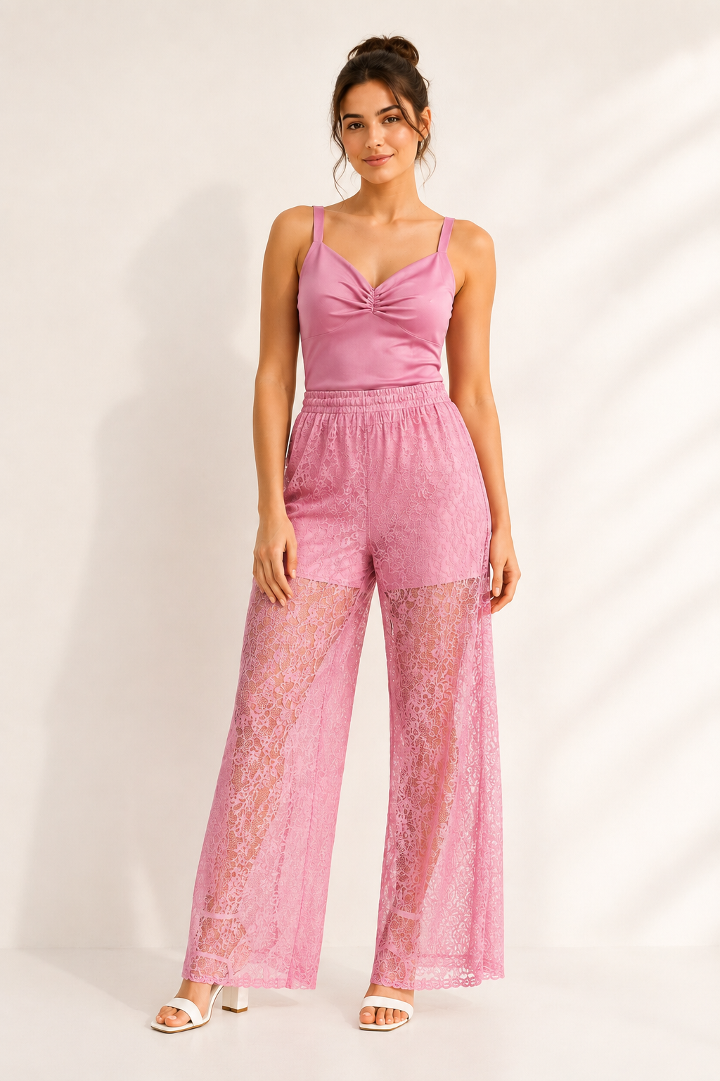 Pantaloni in pizzo
